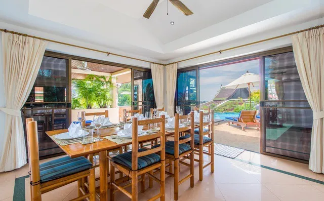 Dining next to the pool